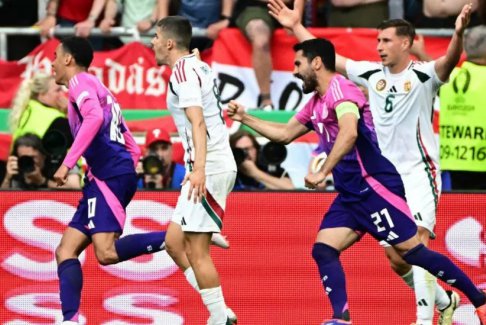 欧洲杯小组赛第二轮东道主德国2-0击败匈牙利