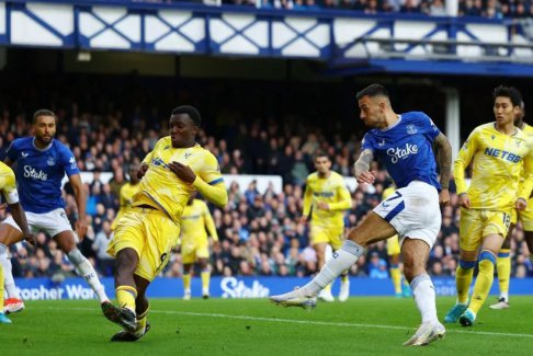 英超联赛埃弗顿2-1水晶宫